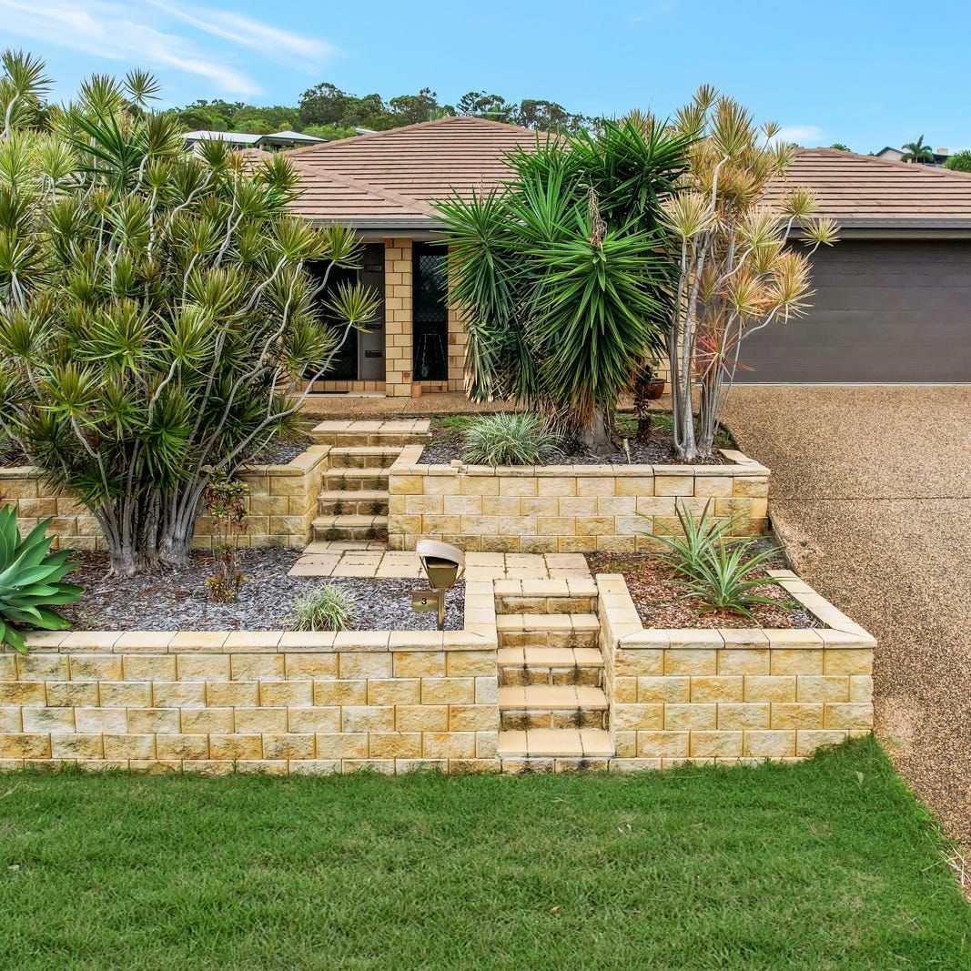 4 bedrooms House in 3 Plahn Drive TAROOMBALL QLD, 4703