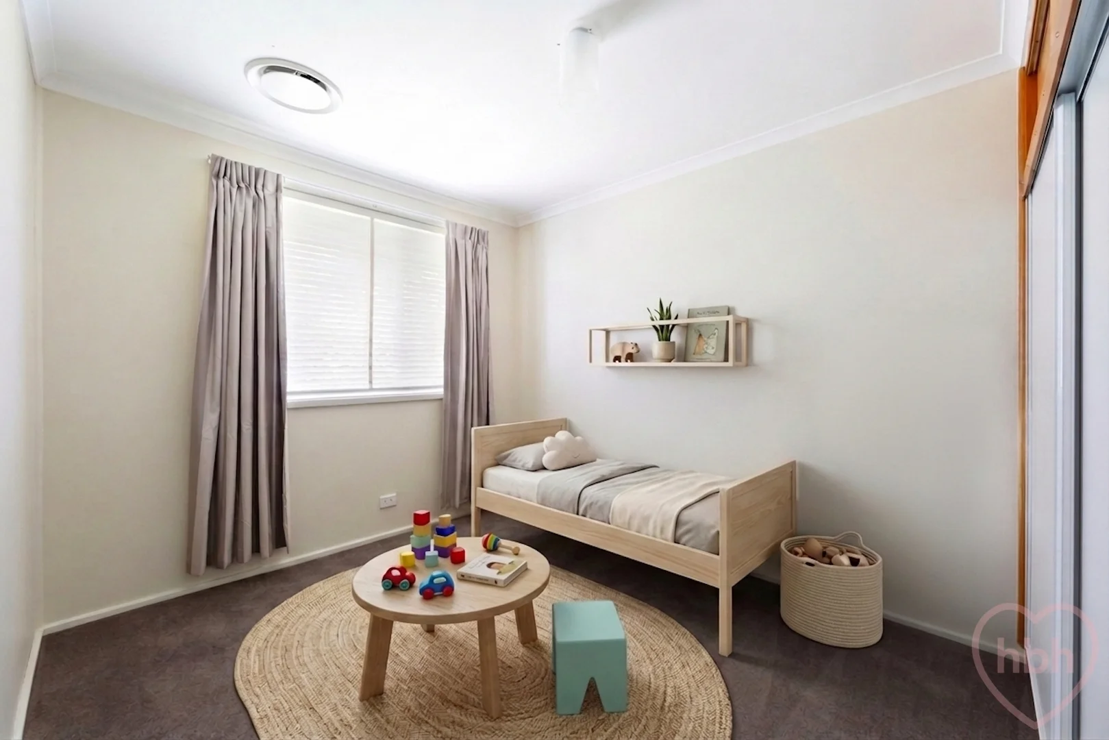 Additional image 14 of 102 MacFarland Crescent, Pearce ACT 2607