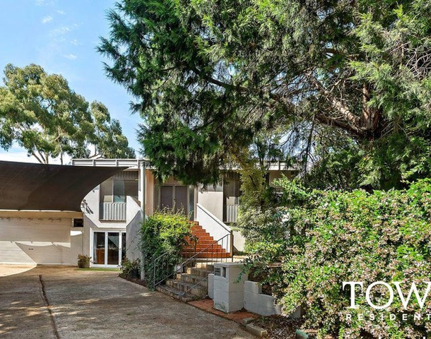 61 Belconnen Way, Weetangera ACT 2614