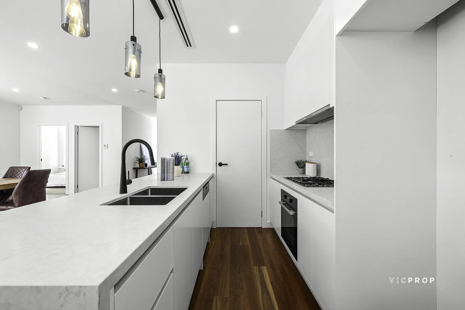 Additional image 6 of 5/102 Rose Avenue, Templestowe Lower VIC 3107