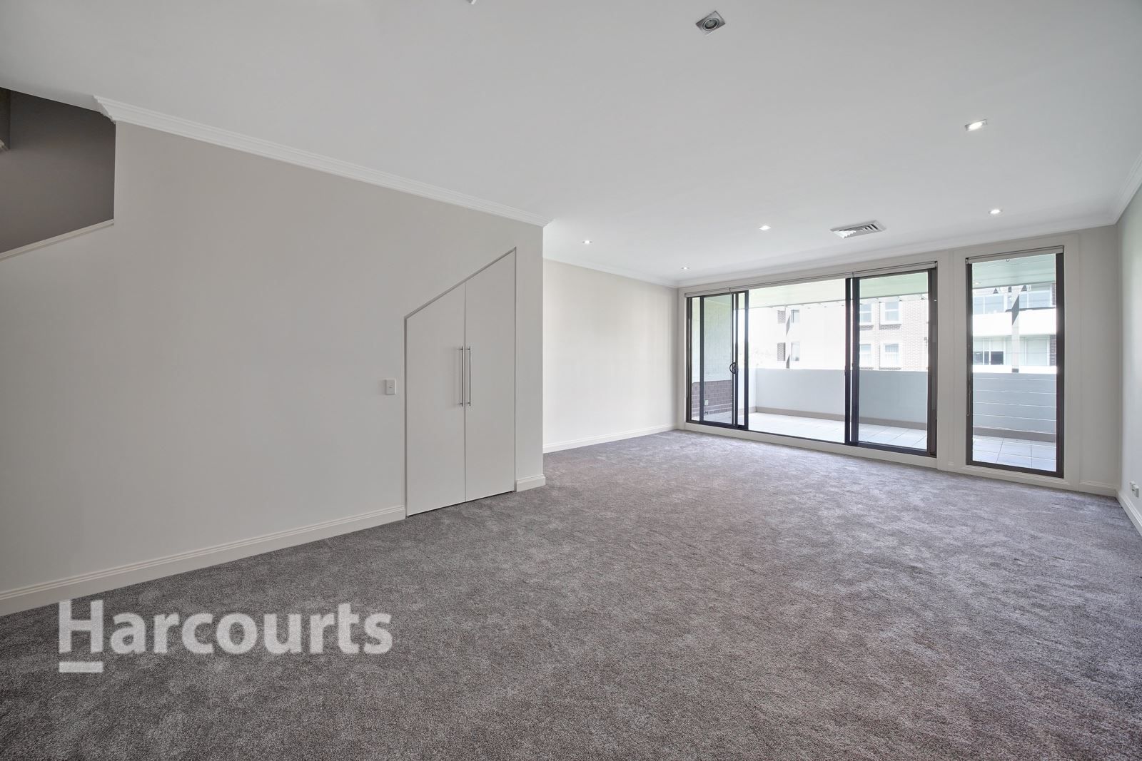 304/26 Parkside Crescent, Campbelltown NSW 2560, Image 1