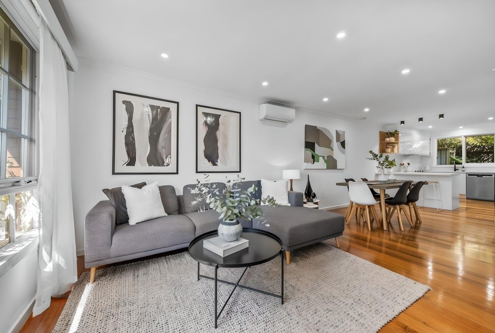 2 bedrooms Villa in 5/10 Capitol Avenue MCKINNON VIC, 3204