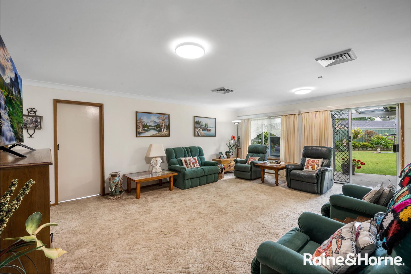 3 Amber Place, Bomaderry NSW 2541, Image 2