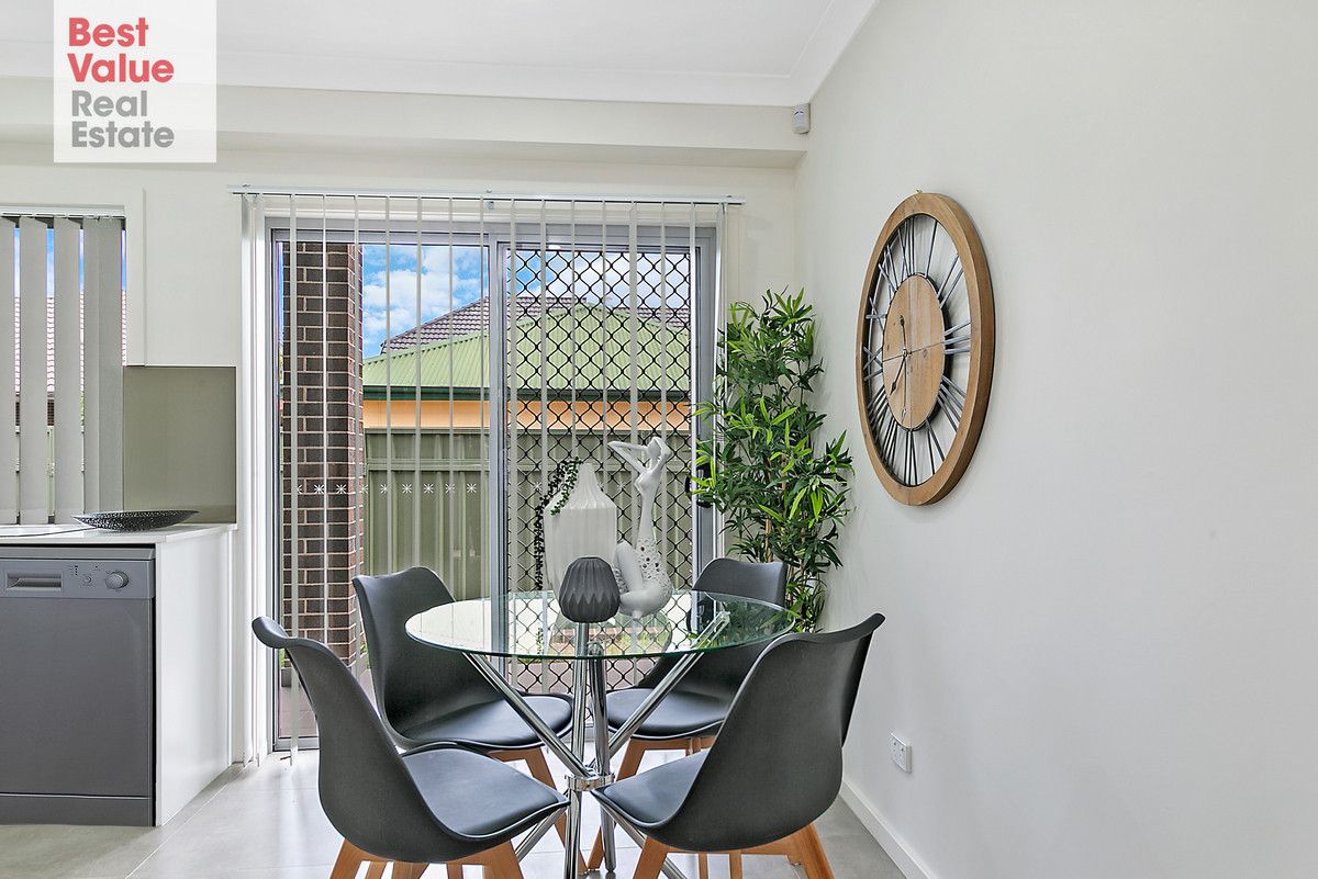 2/89A Adelaide Street, Oxley Park NSW 2760, Image 2