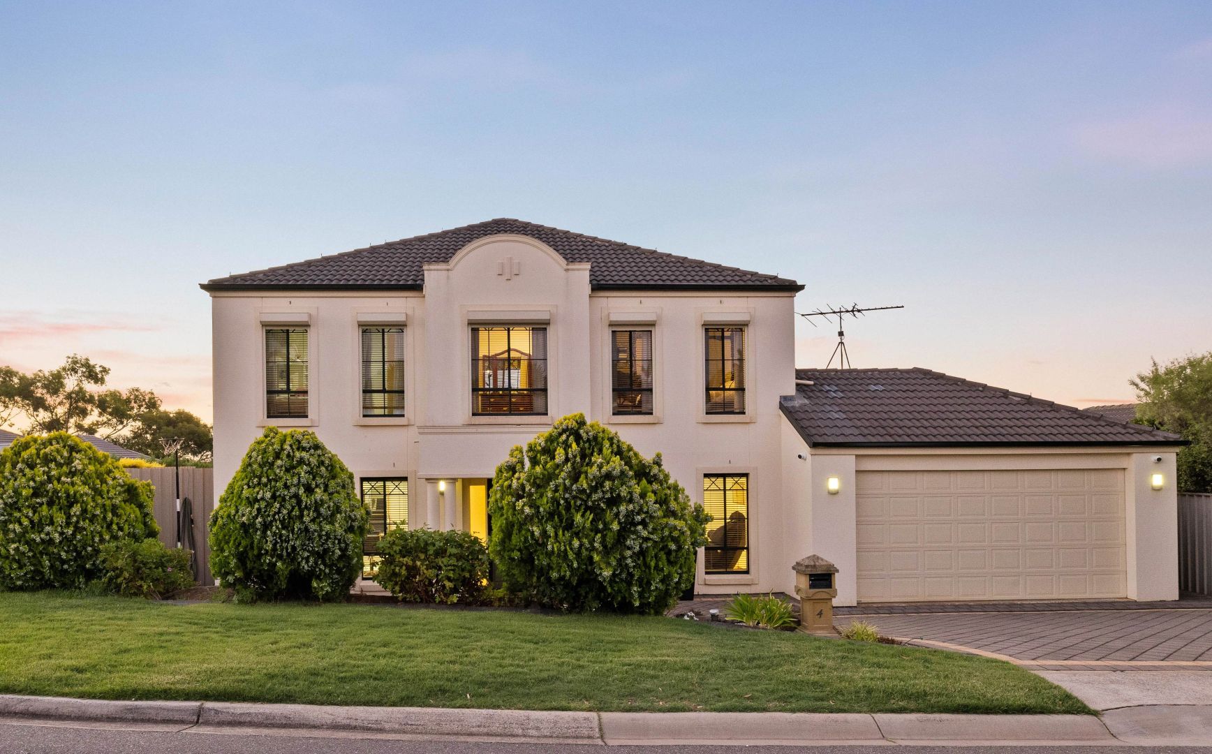 4 Stanford Glen, Seaford Rise SA 5169, Image 1