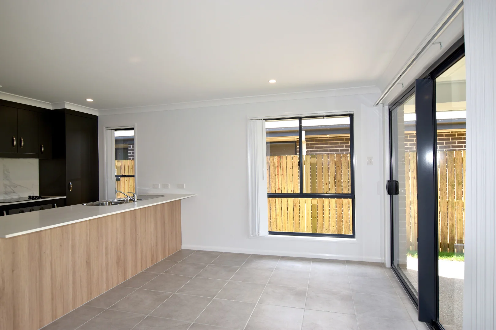 Additional image 4 of 26 Powell close, New Auckland QLD 4680