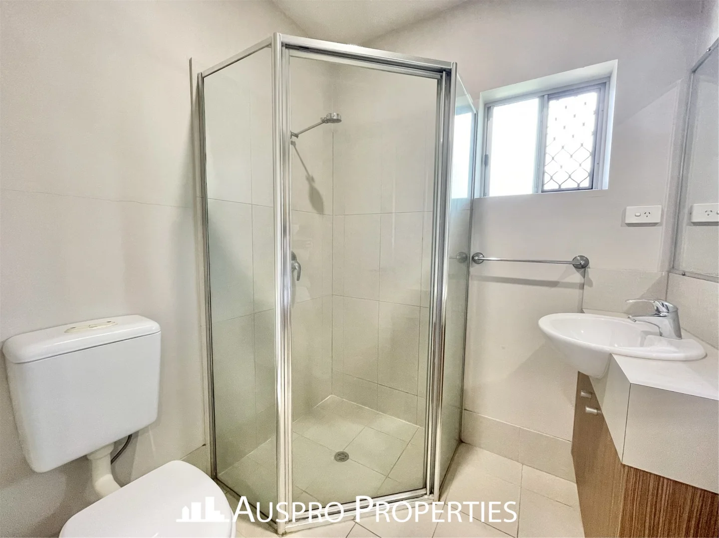 Additional image 7 of 2/25 Park Road, Yeronga QLD 4104