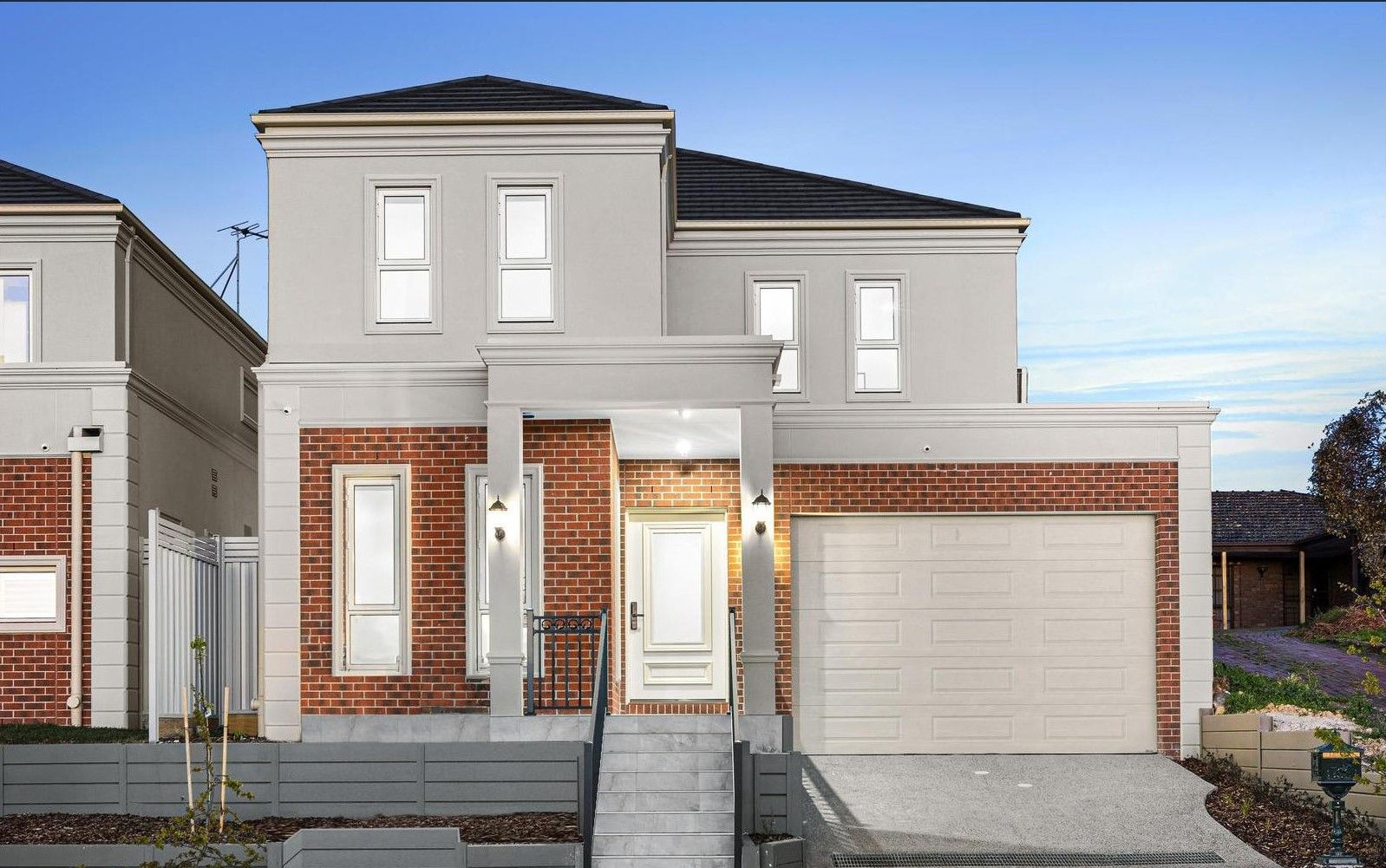 4 bedrooms House in 1 Marlene Close DONCASTER EAST VIC, 3109