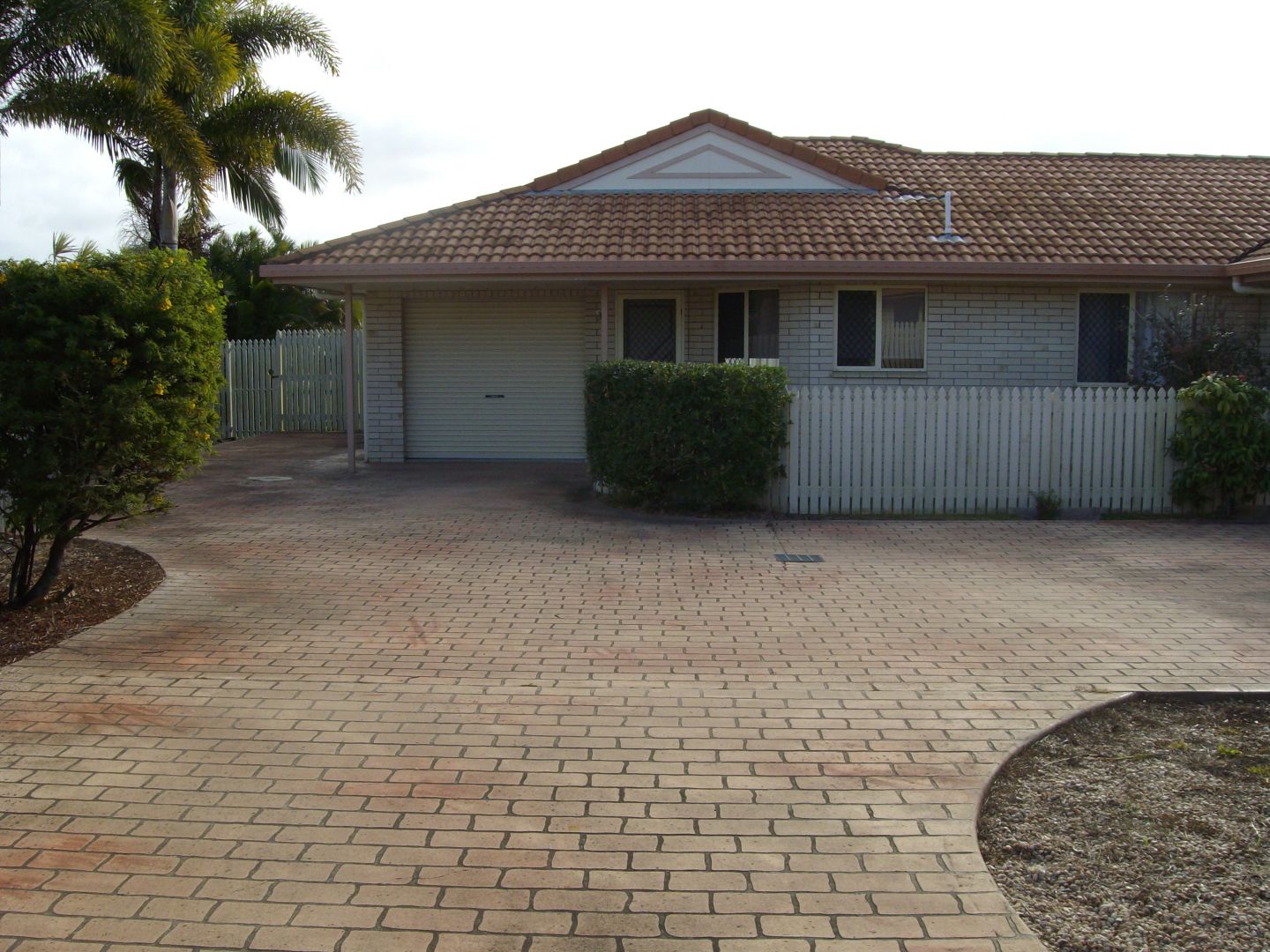 3/25 Frank Cowley Drive, Glenella Property History & Address Research Domain