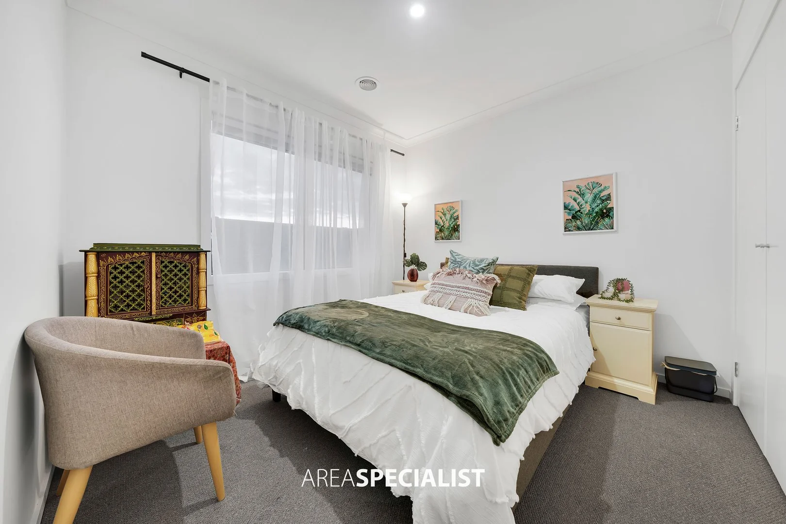 572 Heather Grove, Clyde North VIC 3978 | Domain