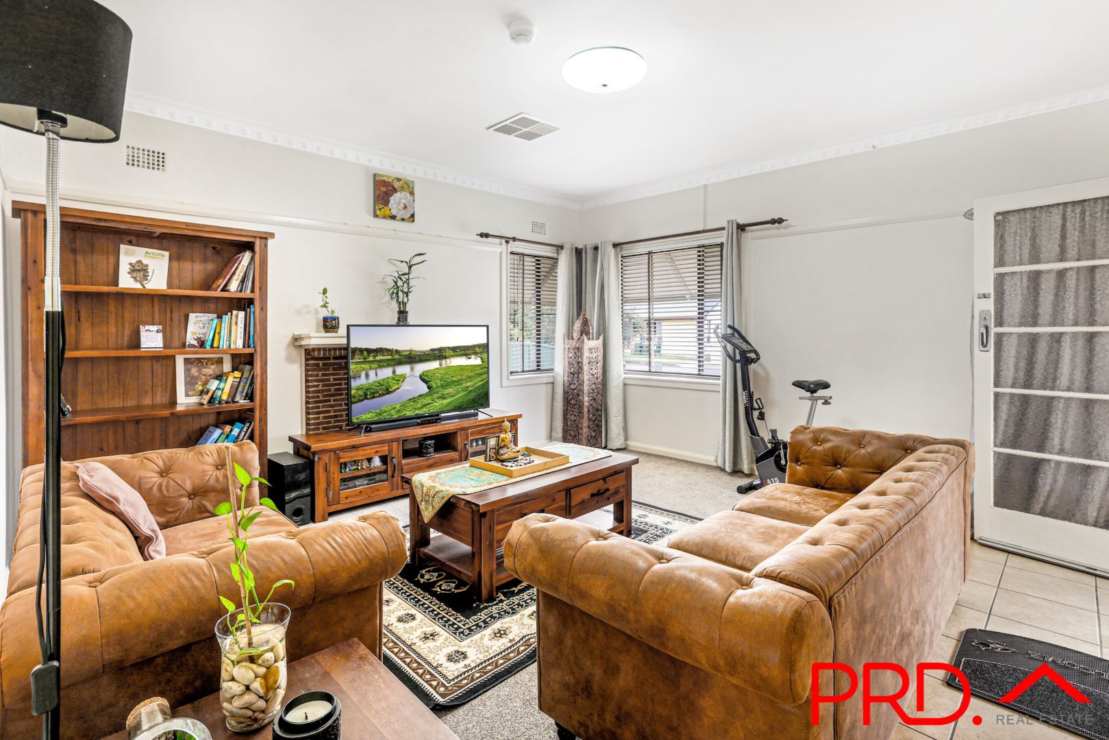 27 Vera Street, Tamworth NSW 2340 Domain