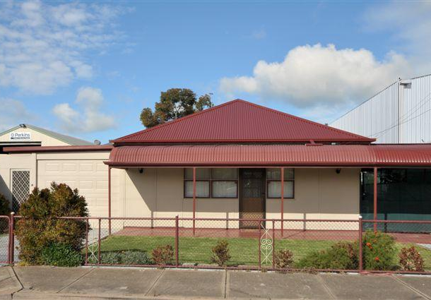 9 Sixth Street, Wingfield SA 5013