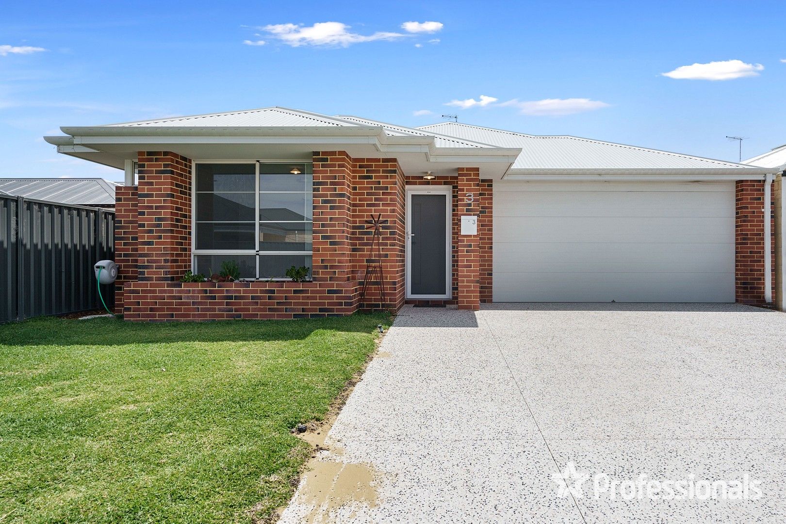 3 Magenta Vista, Brabham WA 6055, Image 0