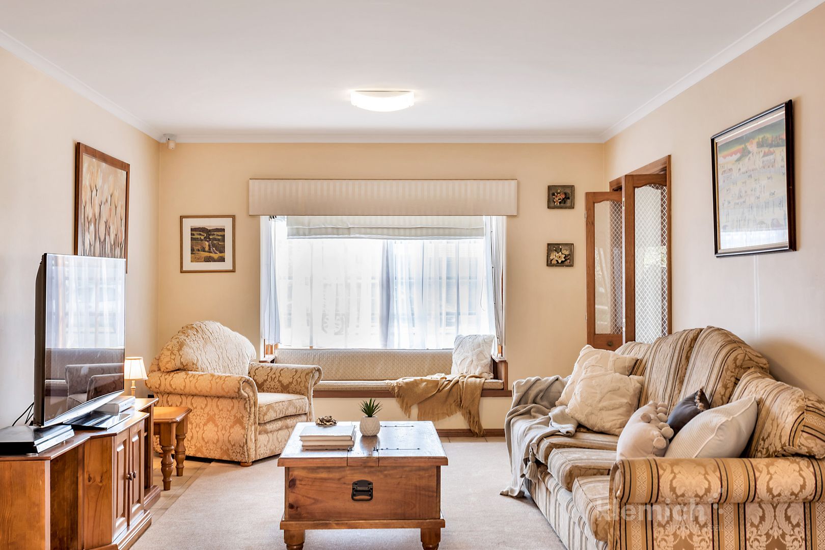 9 Iberia Court, North Haven SA 5018, Image 2