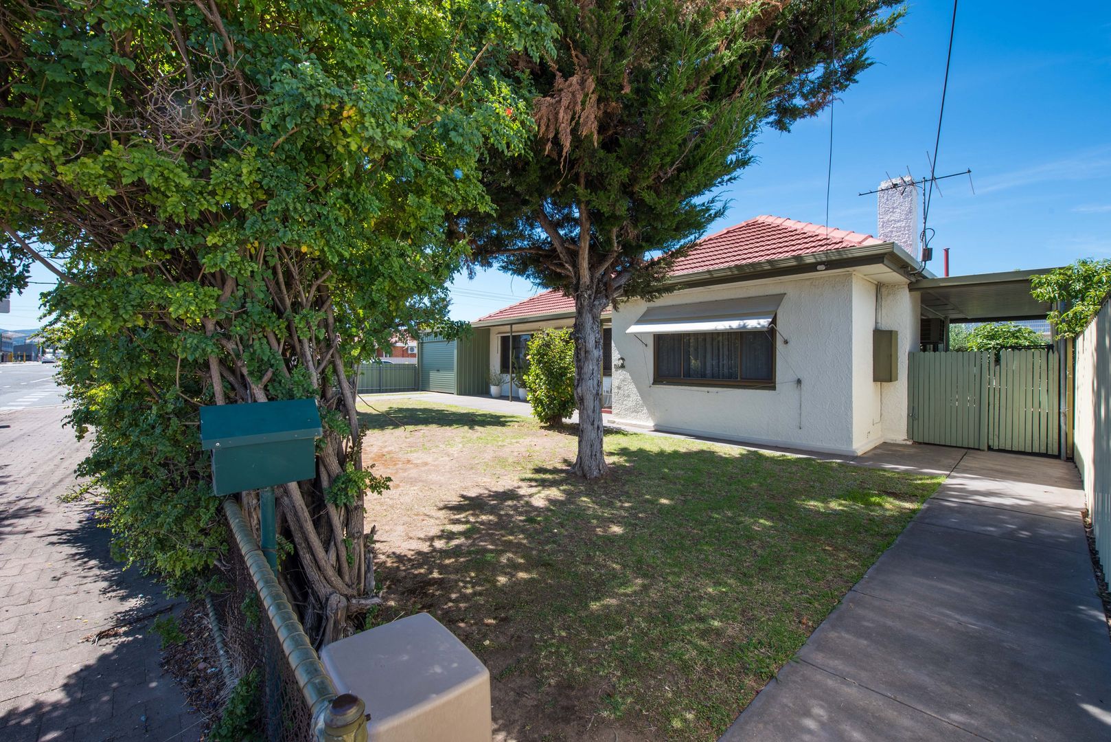 105 Daws Road, Clovelly Park SA 5042, Image 1