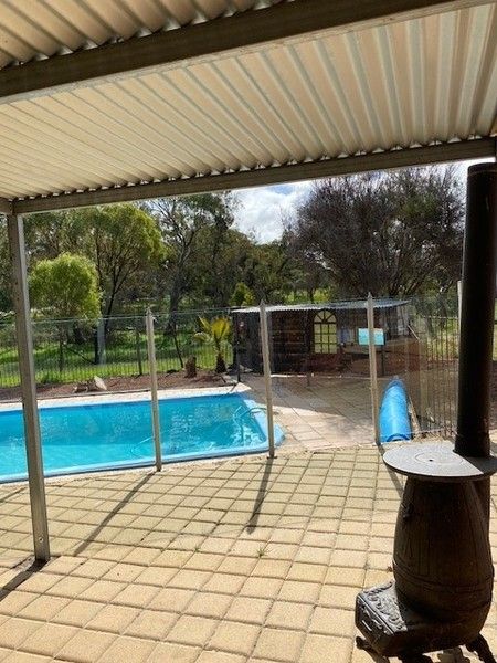 6075 Great Southern Highway, York WA 6302, Image 2