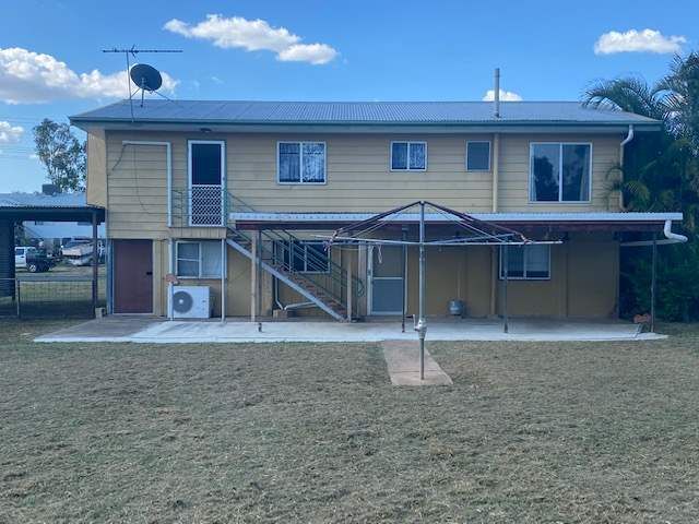 3 bedrooms House in 25 Blackbutt St BLACKWATER QLD, 4717