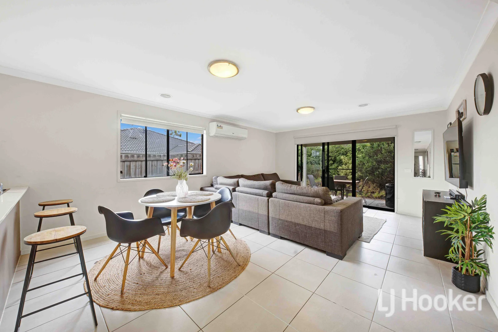 Additional image 4 of 15 Hart Crescent, Brookfield VIC 3338