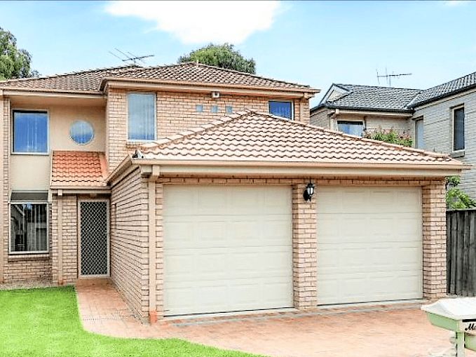 3 bedrooms House in 37 Myee Crescent BAULKHAM HILLS NSW, 2153