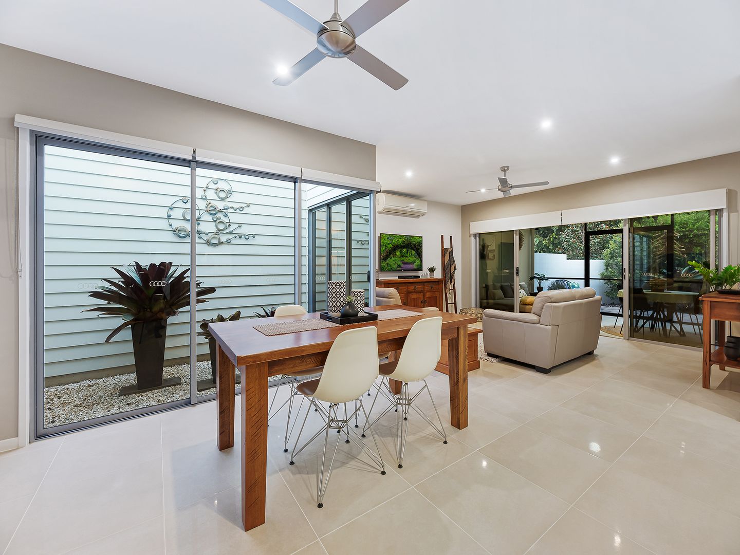 1/9 Palmyra Crescent, Buderim QLD 4556, Image 2