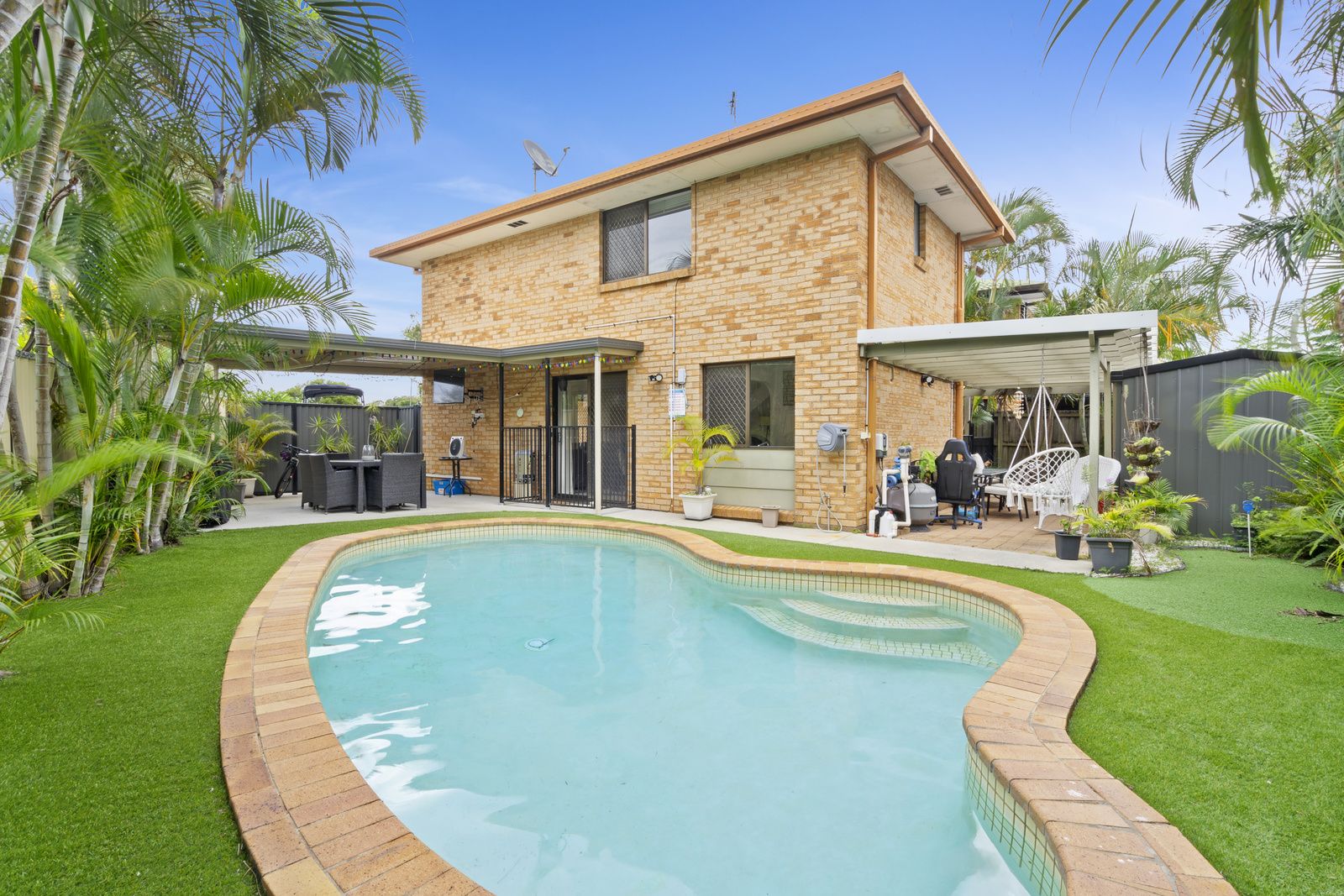 2/29 Maiala Close, Paradise Point QLD 4216, Image 2