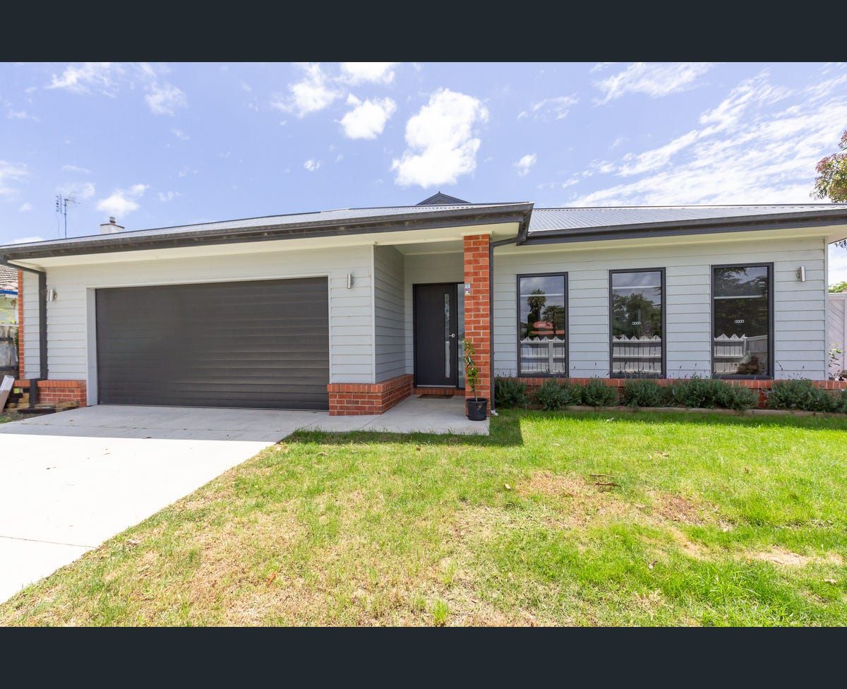 7 Raglan Street, Sale VIC 3850 House For Rent Domain