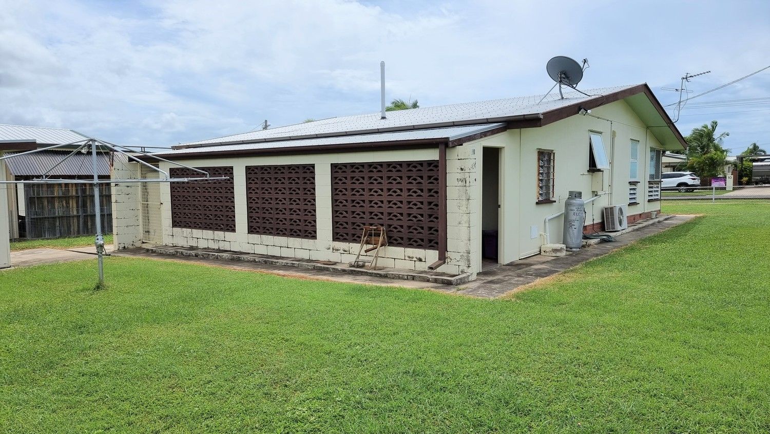 11 Denison Street, Bowen QLD 4805, Image 2