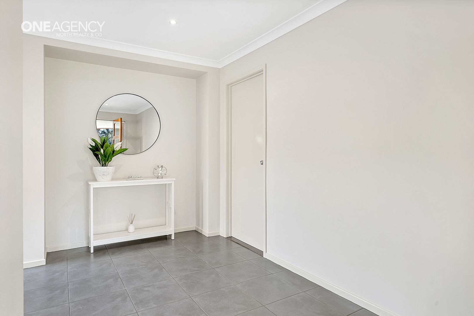 5 Sunlight Avenue, Epping VIC 3076, Image 2