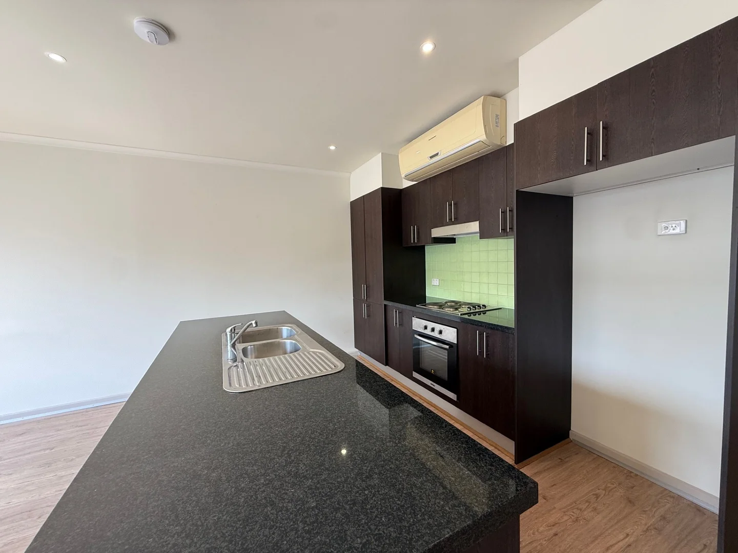 Additional image 2 of 2/127 Union Road, Ascot Vale VIC 3032