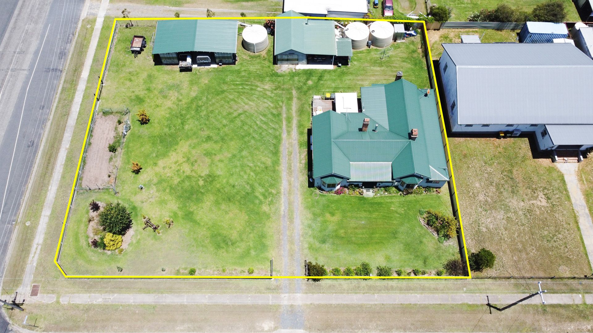 56-58 Merinda Street, Wallangarra QLD 4383, Image 1