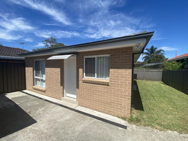2 bedrooms House in 17A Valley Road CAMPBELLTOWN NSW, 2560