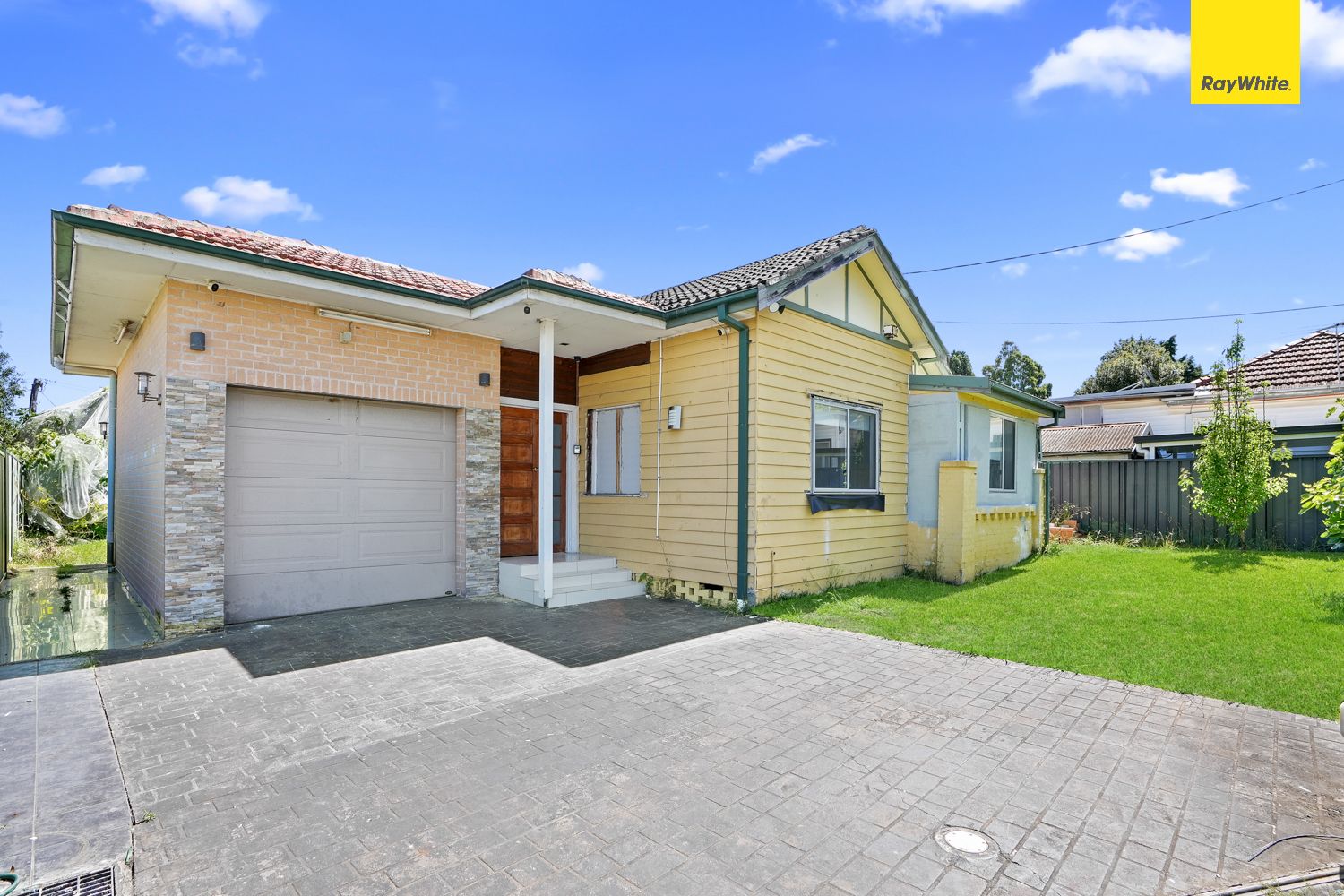 3 bedrooms House in 6 Parkes Street GUILDFORD NSW, 2161