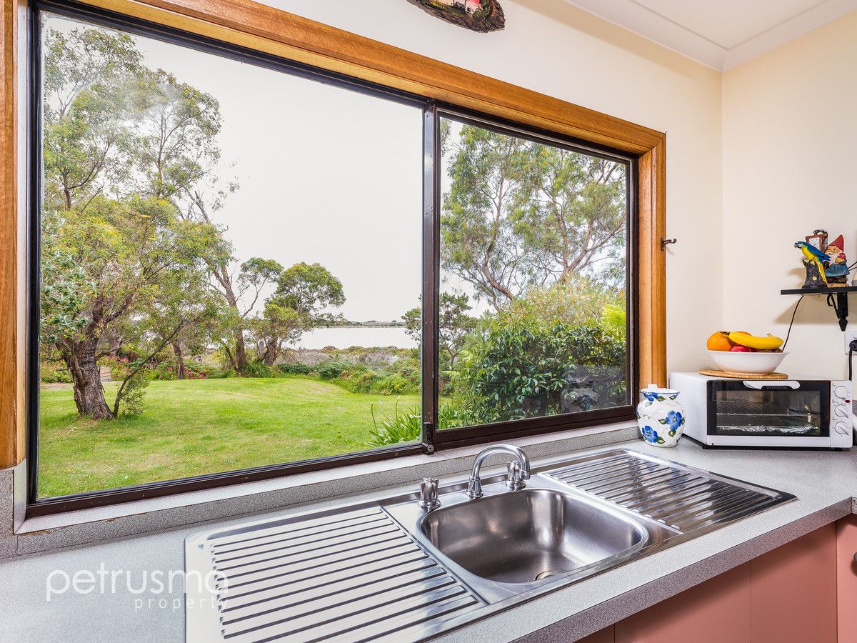 692 Bay Road, Marion Bay TAS 7175, Image 2