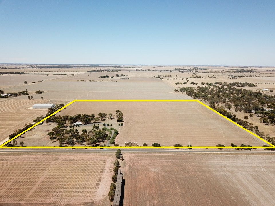 352 Riverside East Road, Riverside VIC 3401, Image 1