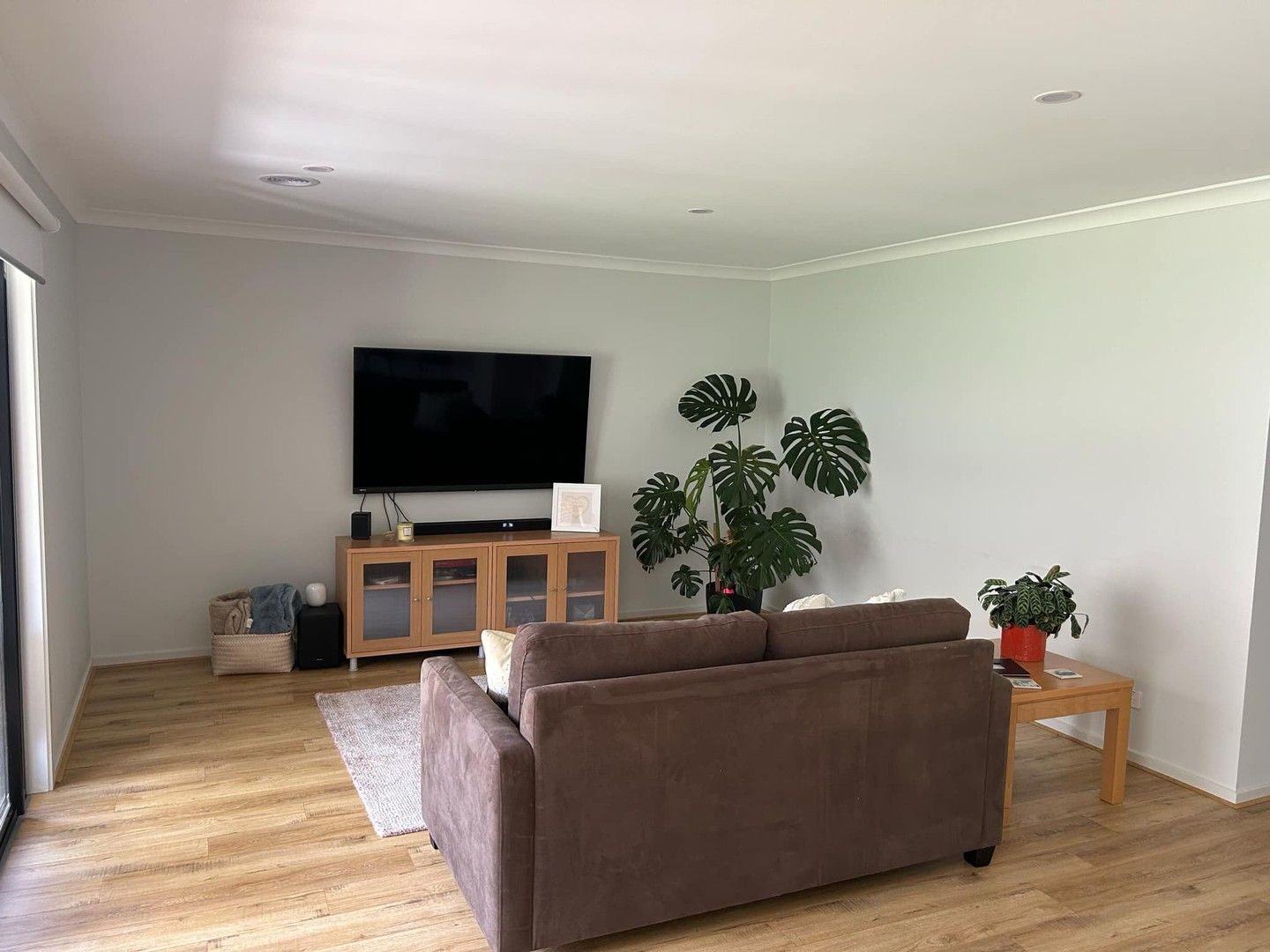 4 bedrooms House in 4 Royal Spoonbill Loop WALLAN VIC, 3756