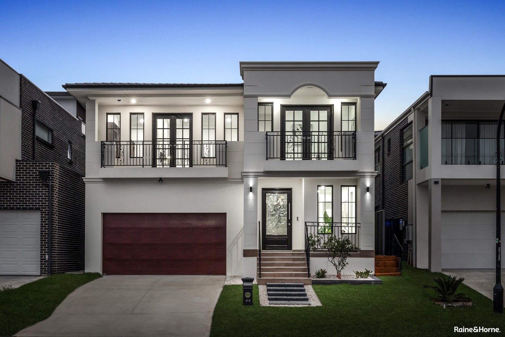 5 bedrooms House in 44 Mustang Avenue BOX HILL NSW, 2765