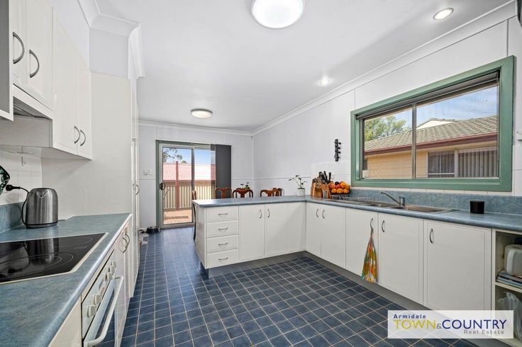 2 Claude Street, Armidale NSW 2350, Image 1