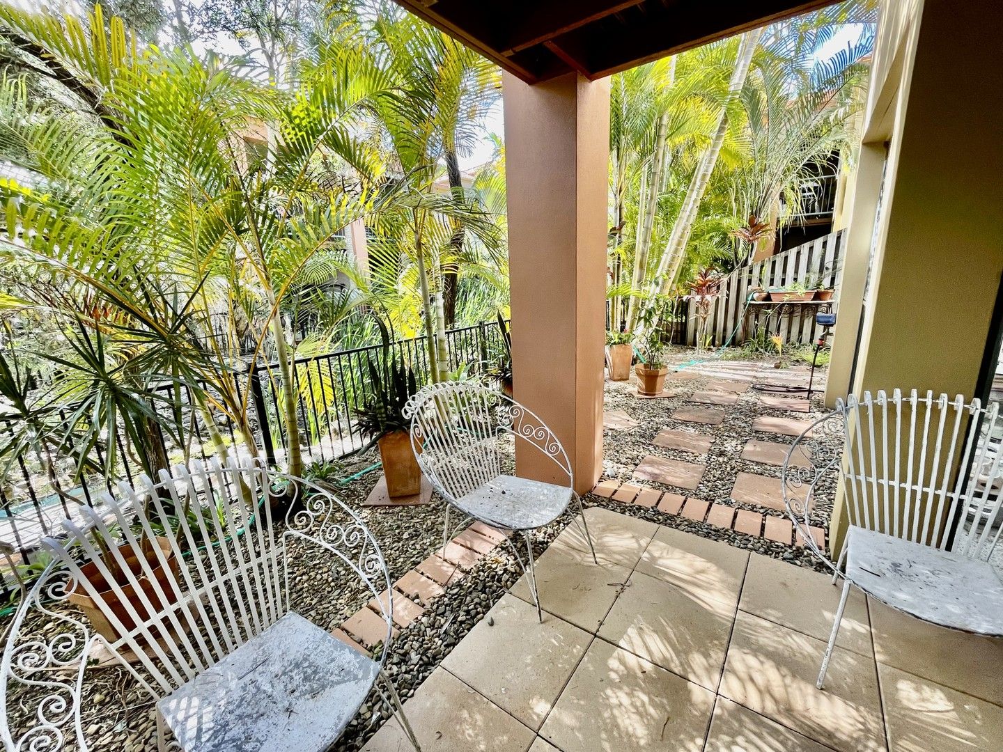 Clear Island Waters QLD 4226 3 beds villa for Sale, 899,000