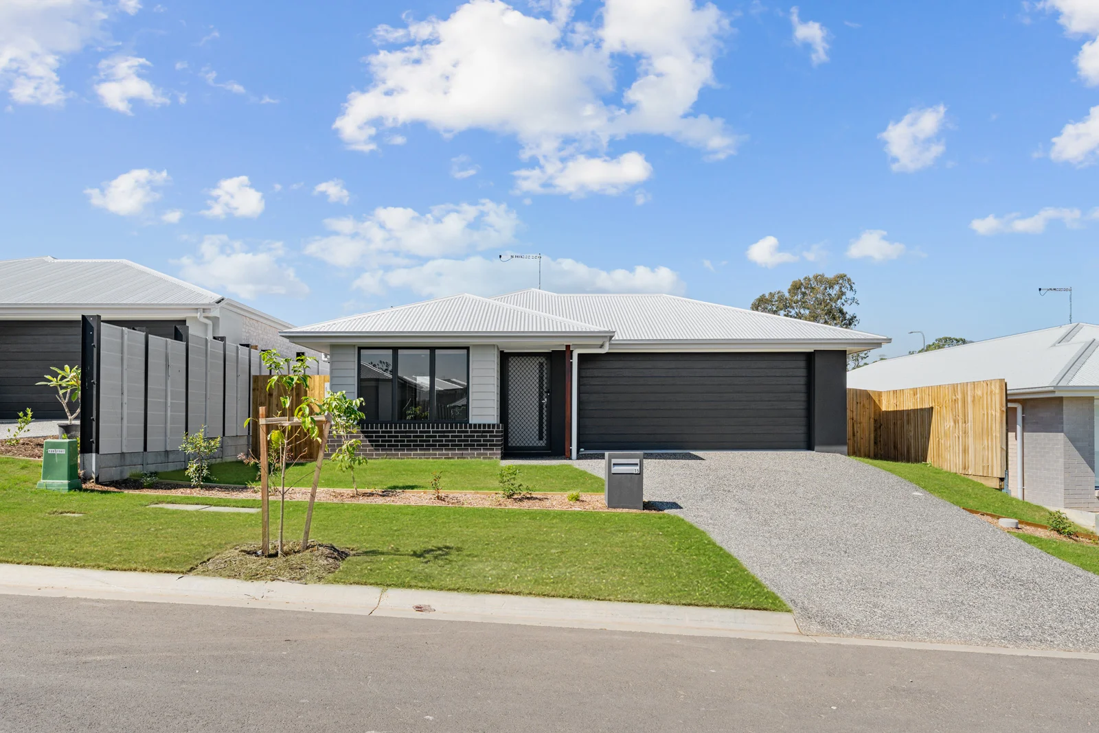 Additional image 2 of 15 Provence Pl, Greenbank QLD 4124