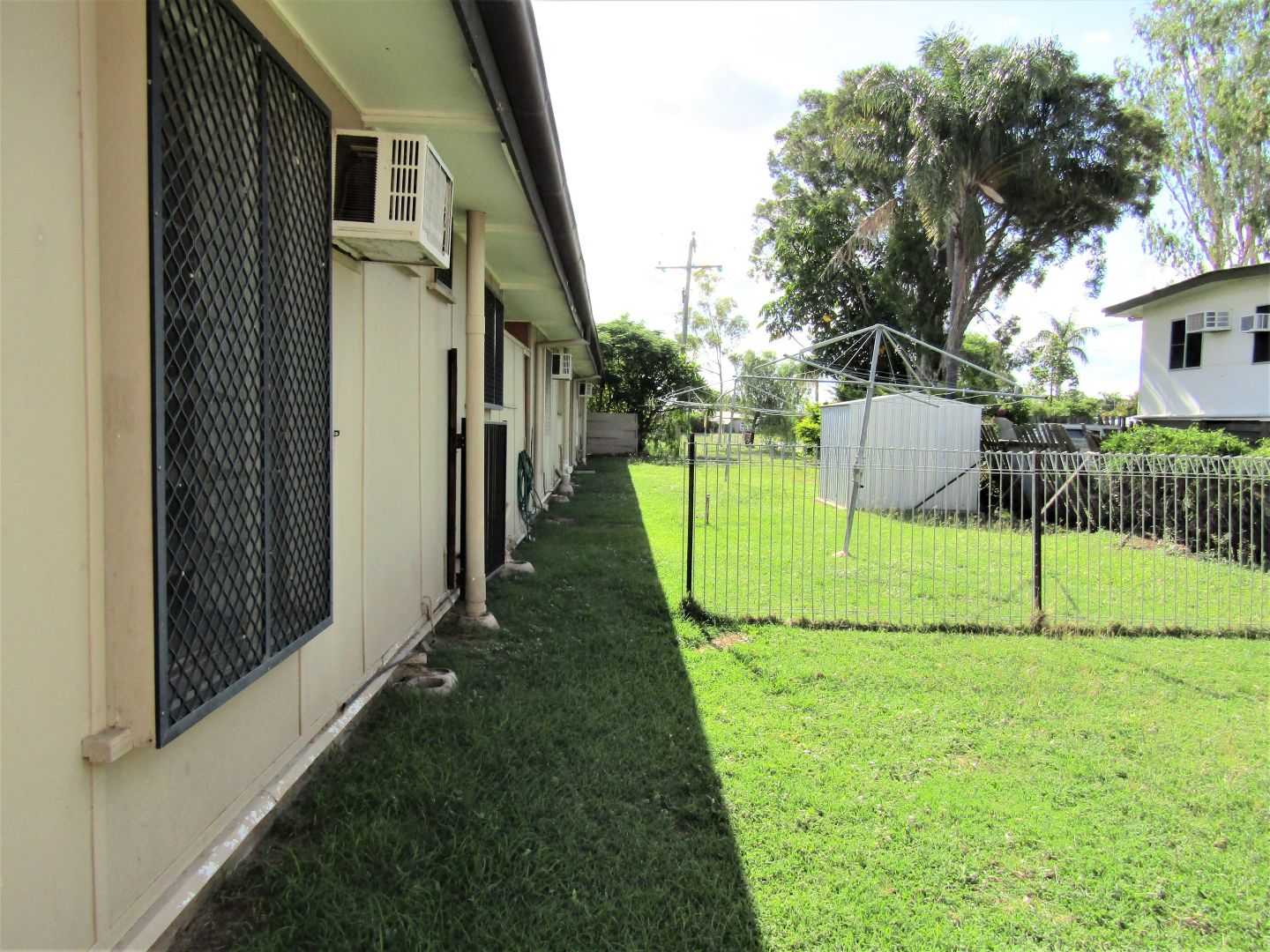 1, 2, 3/63 Littlefield Street, Blackwater QLD 4717, Image 2