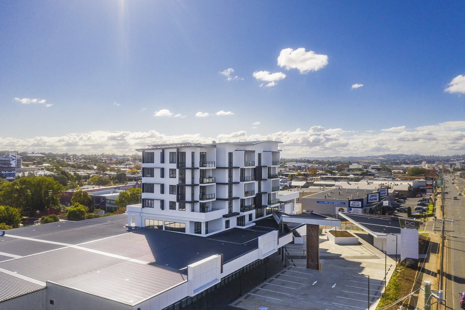 2 bedrooms Apartment / Unit / Flat in 677-683 Ruthven Street SOUTH TOOWOOMBA QLD, 4350