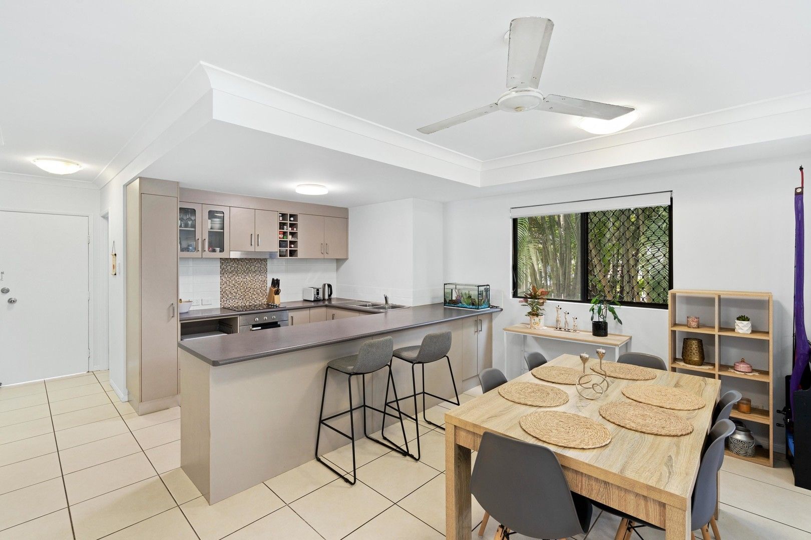 1/40 Redlynch Intake Road, Redlynch QLD 4870, Image 0