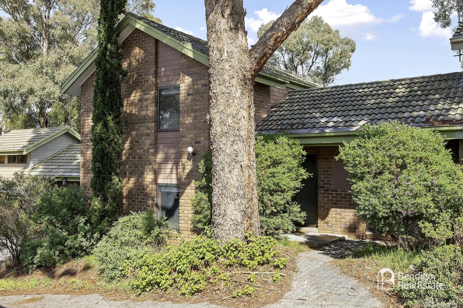 2/12 Gordon Street, Spring Gully VIC 3550