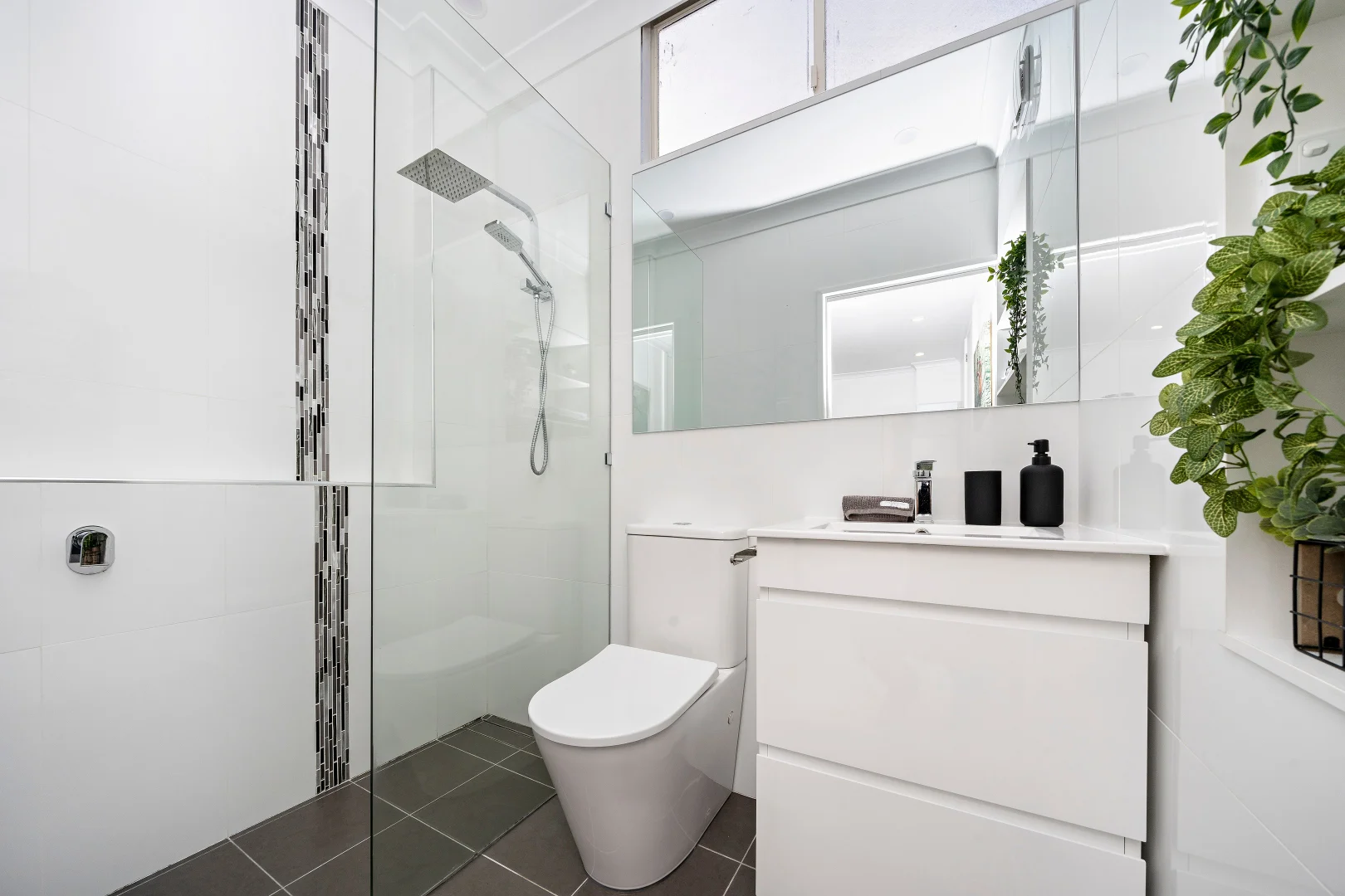 Additional image 4 of 64a Bellevue Rd, Figtree NSW 2525