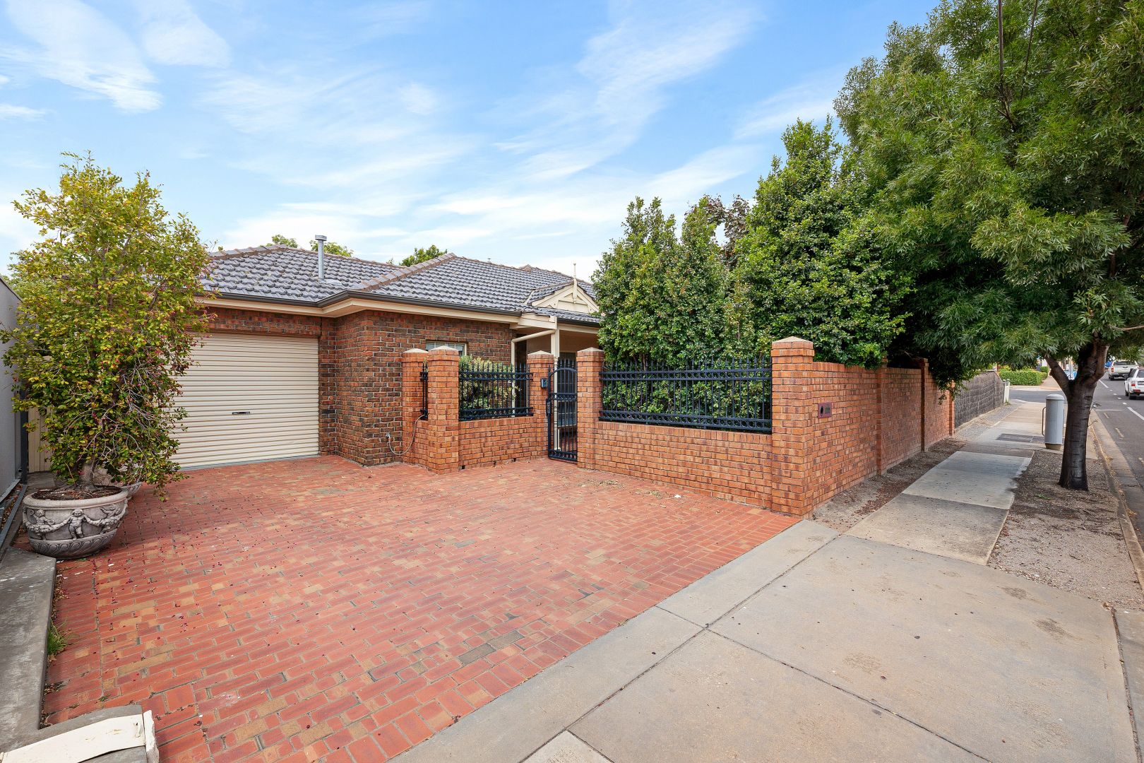560 Lower North East Road, Campbelltown SA 5074