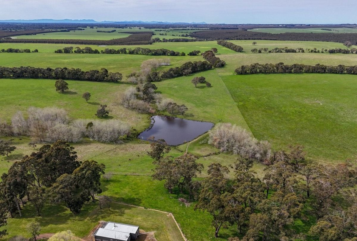 3 bedrooms Rural in 72 Koch Road NAREEN VIC, 3315