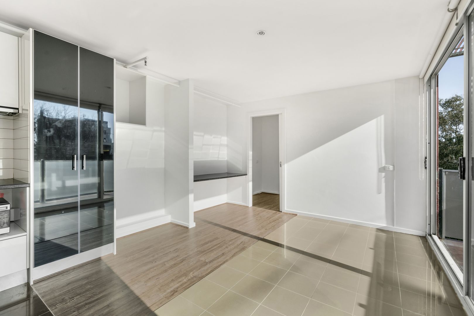 12/5 Archibald Street, Box Hill VIC 3128, Image 2