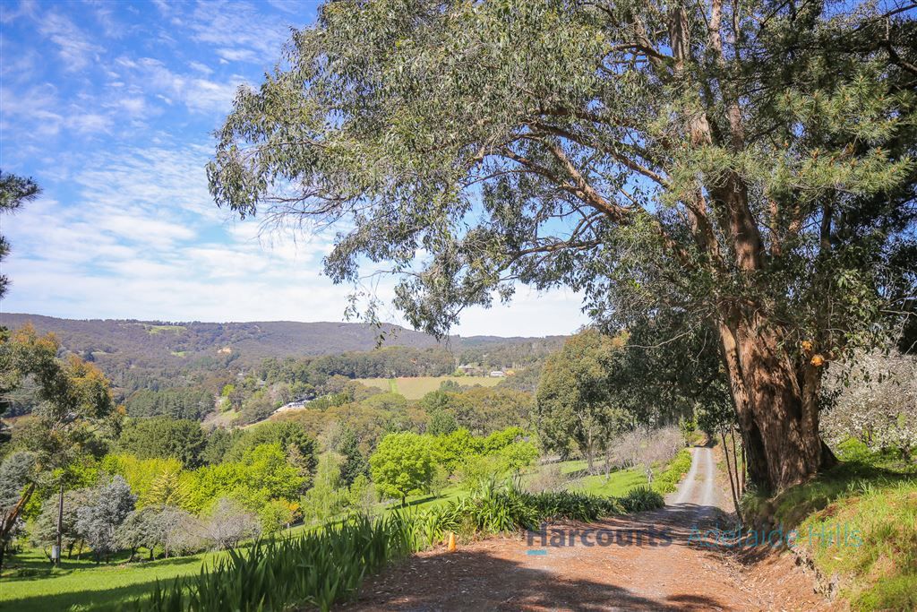 26 Taylors Road, Basket Range SA 5138, Image 2