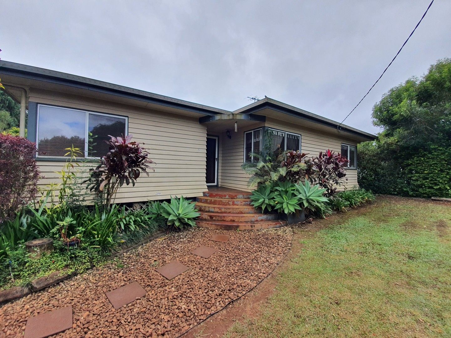 16 Irvine Street, Kairi QLD 4872, Image 1