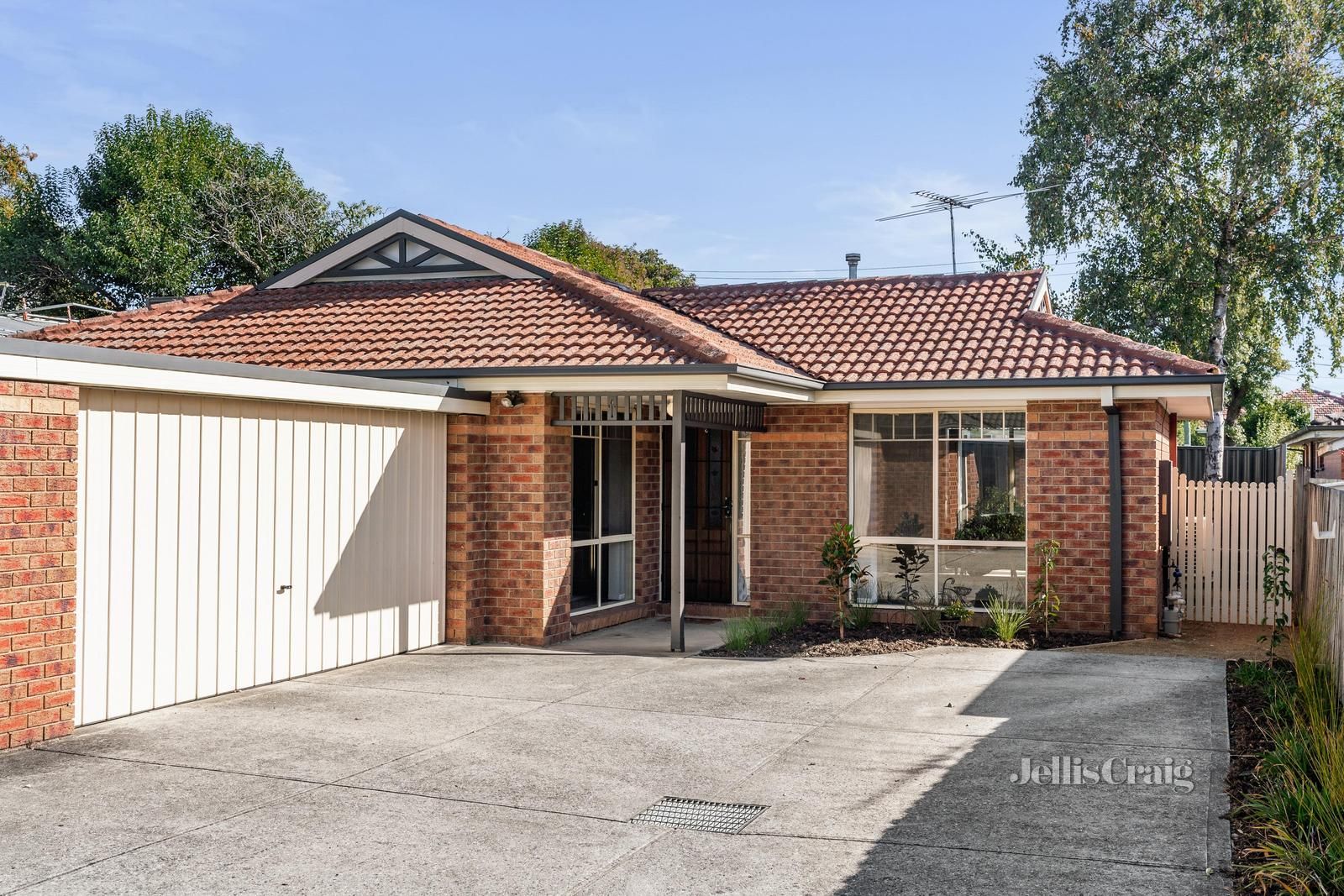 2/8 James Street, Ringwood VIC 3134, Image 0